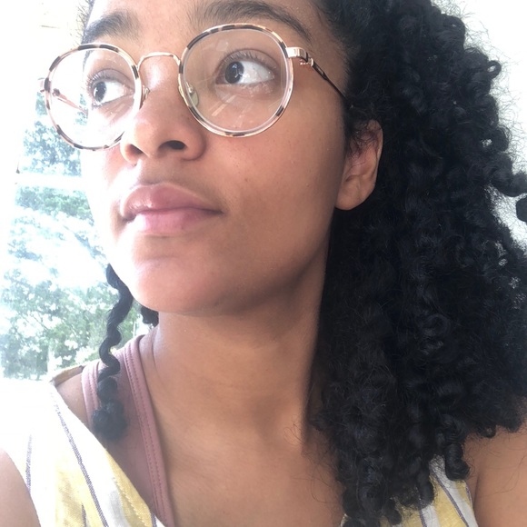 Judith - Picture 3 of 3